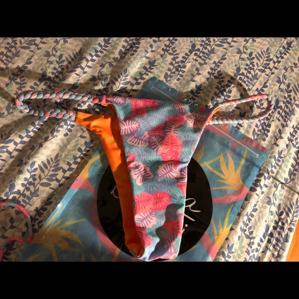 ‼️SOLD‼️Moana Bikini Vine Swinger Bottom